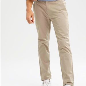 RW&CO. Sand Chino. W36 L34. Slim fit